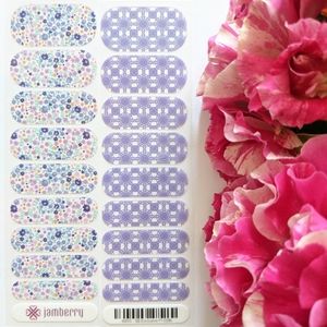 Flower Girl | Stylebox Exclusive February 2016